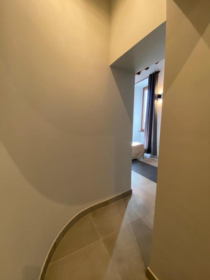 Soha Piazza Di Spagna Boutique Rome Exterior photo