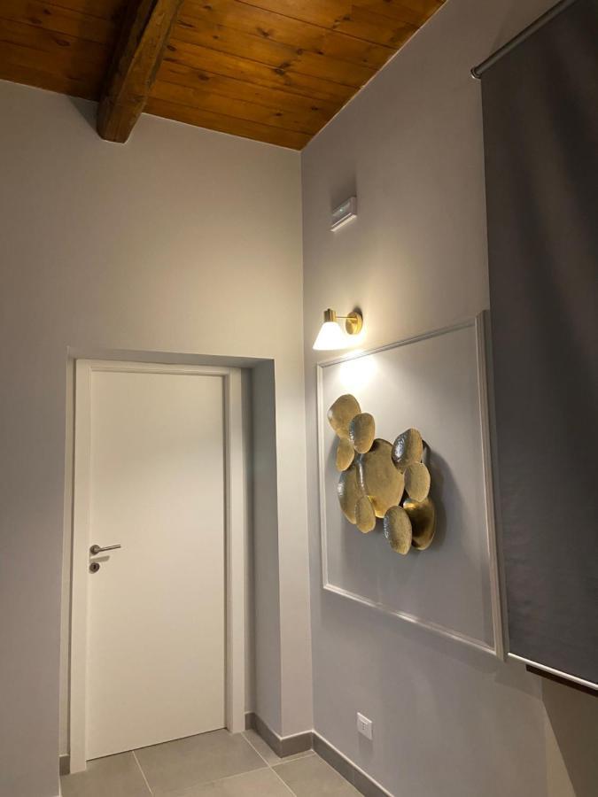 Soha Piazza Di Spagna Boutique Rome Exterior photo