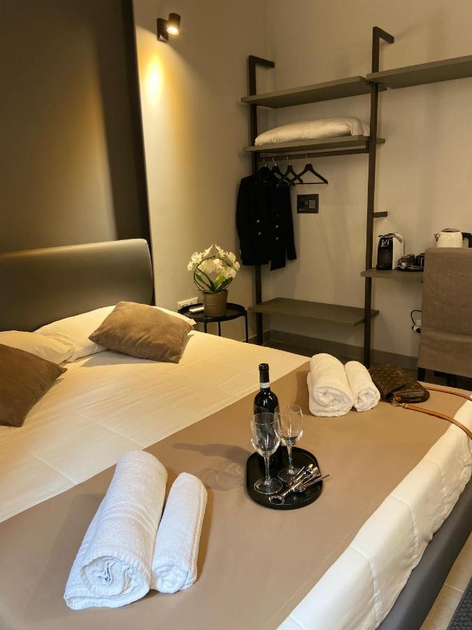 Soha Piazza Di Spagna Boutique Rome Exterior photo